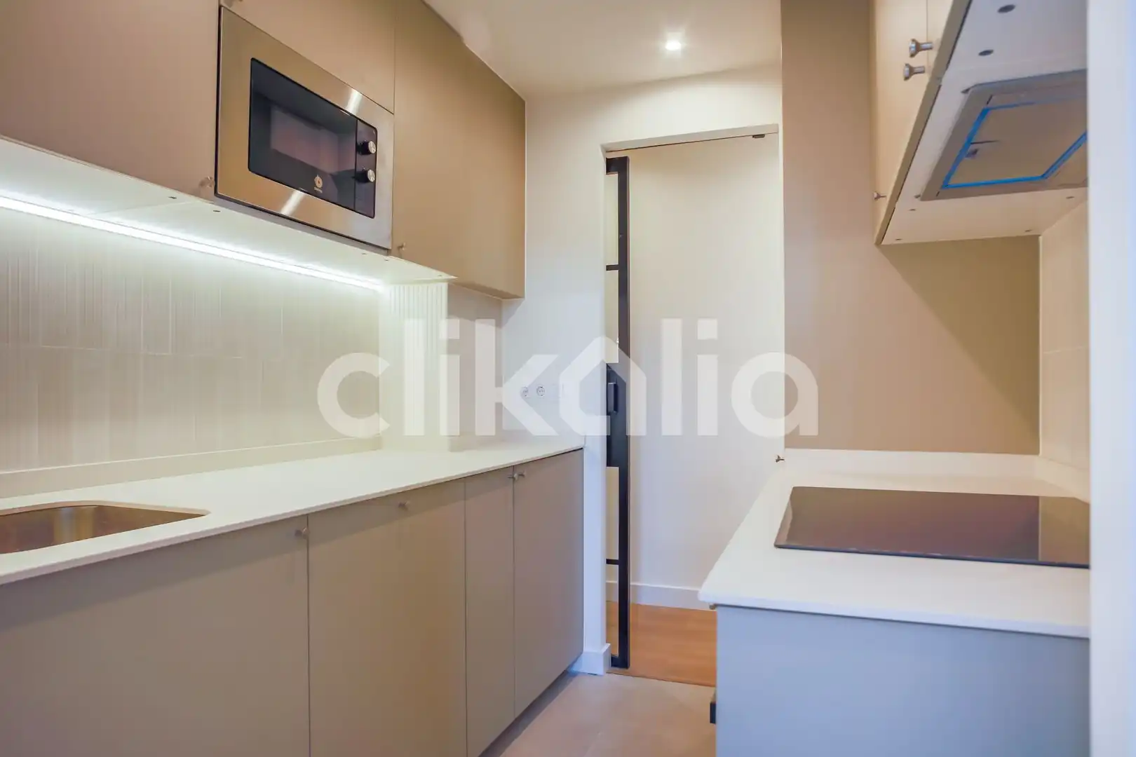 Kitchen of Flat for sale in Madrid  with Air Conditioner, Heating and Terrace
