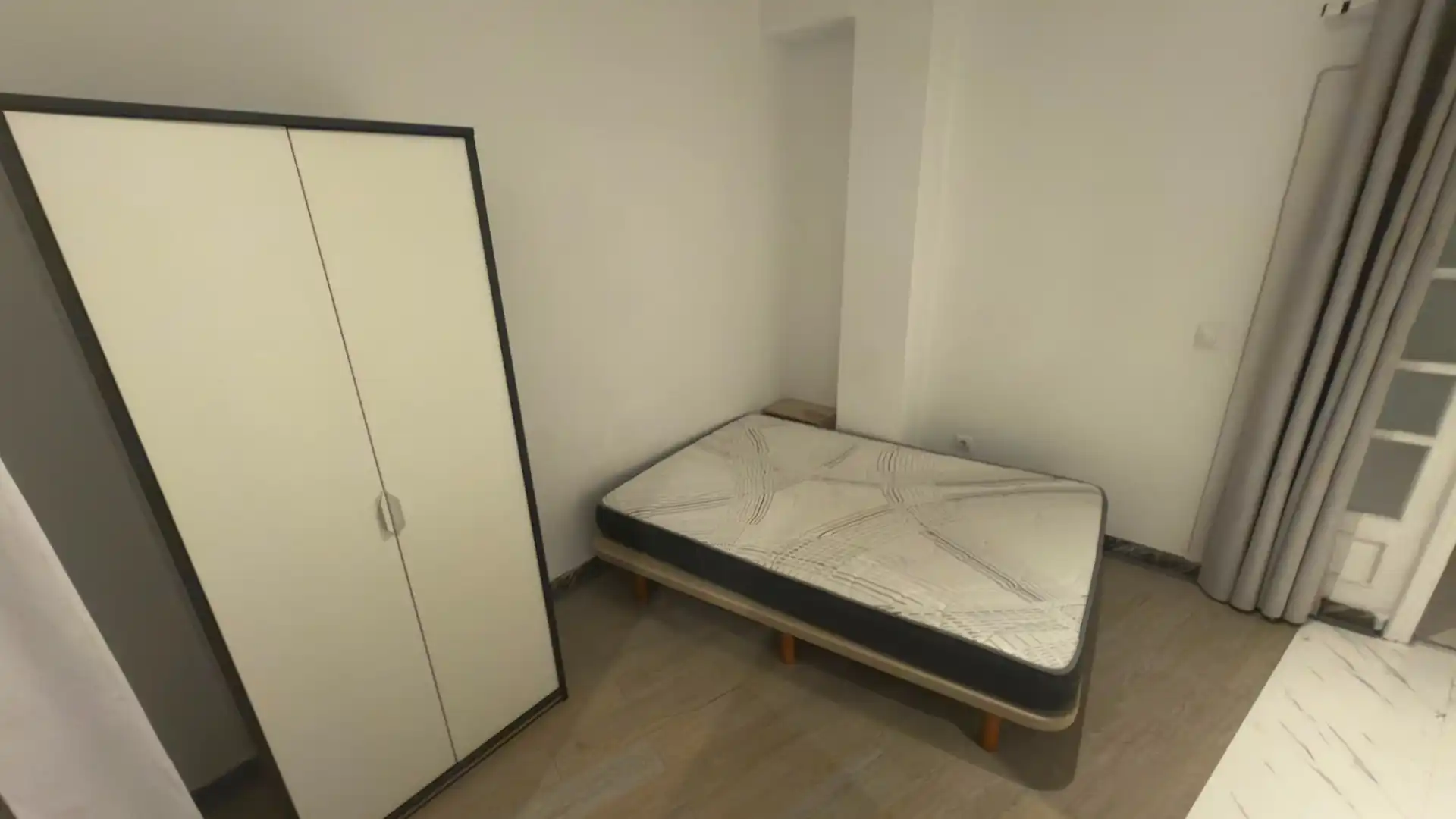 Habitación en Carrer de Guillem de Castro, 68, El Pilar