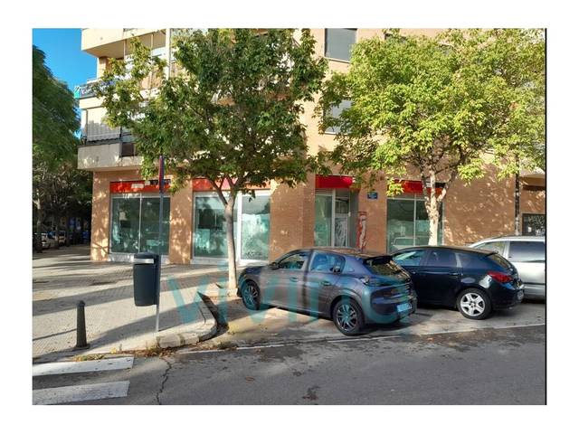 Local comercial en Venta en Calle Arquitecto Tolsa en Sant Llorenç - Zona Alfahuir