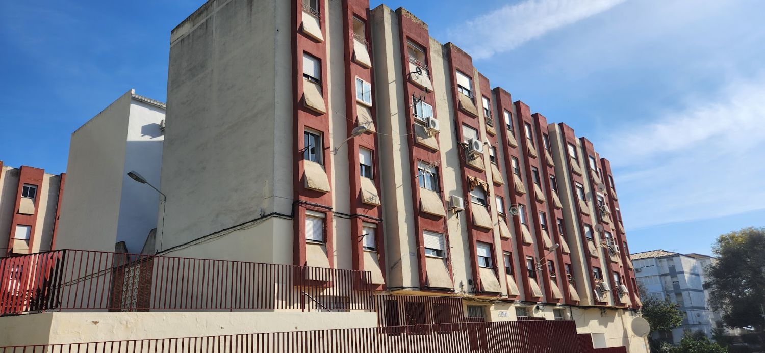 Vista exterior de Pis en venda en  Huelva Capital