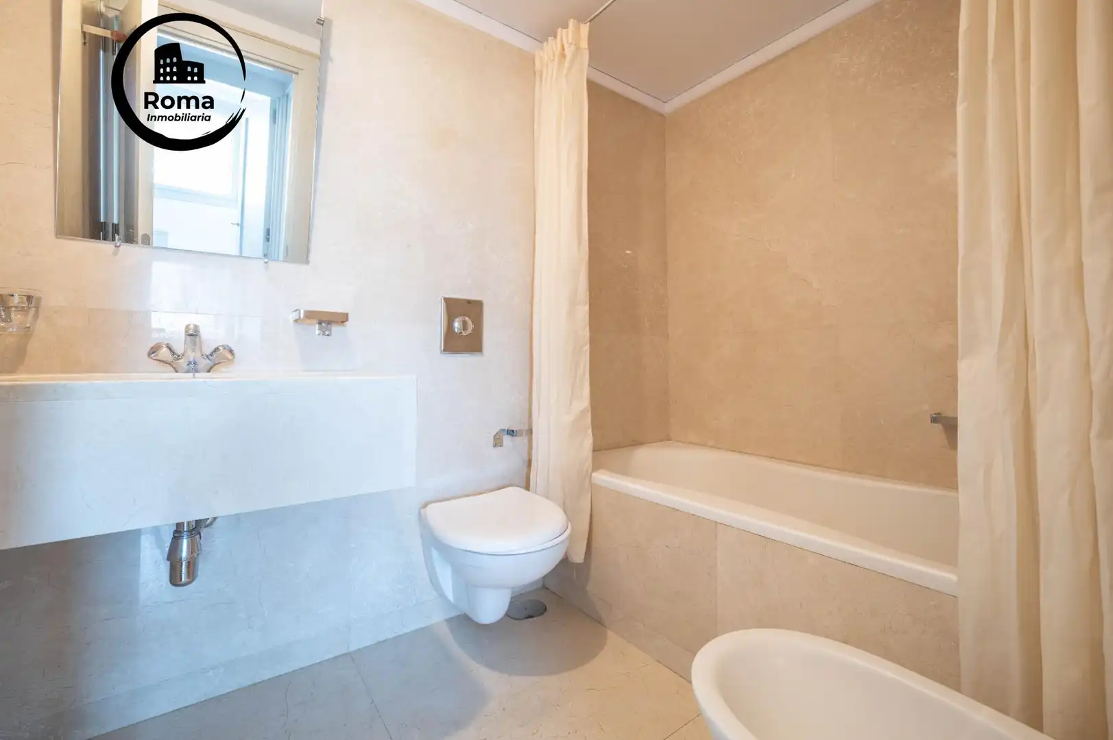 Piso con ascensor en venta en Calle Calle Acera del Darro 1, imagen 44