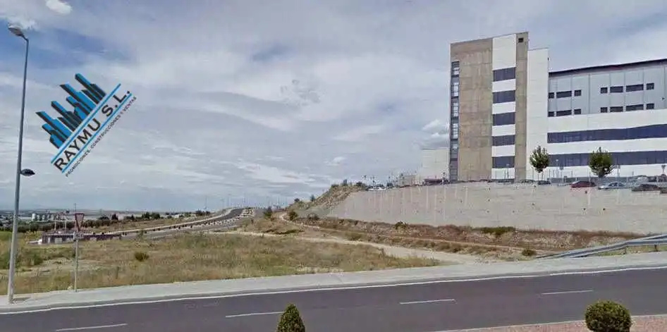 Vista exterior de Residencial en venda en Zona Industrial