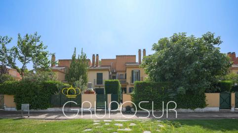 Foto 3 de Casa adosada en venda a Avenida Golf, 43, Simancas, Valladolid