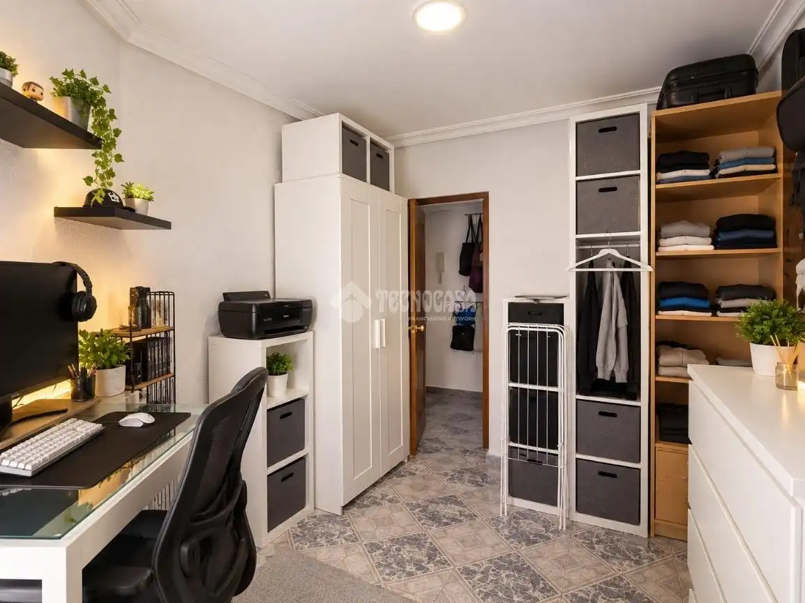 Habitación de Piso en venta en Sevilla con Aire acondicionado