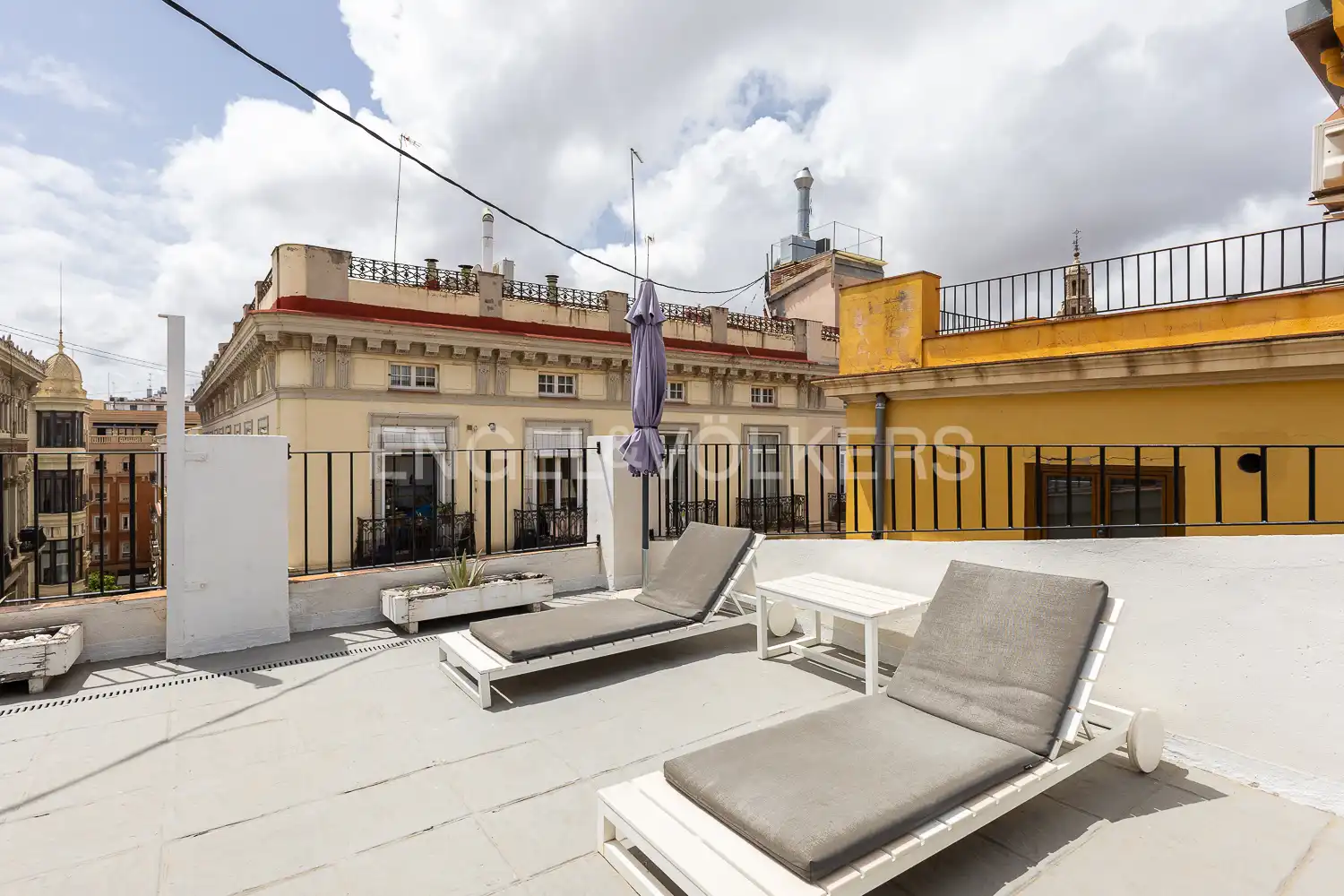 Duplex con ascensore in affitto a Ciutat Vella, imagen 6