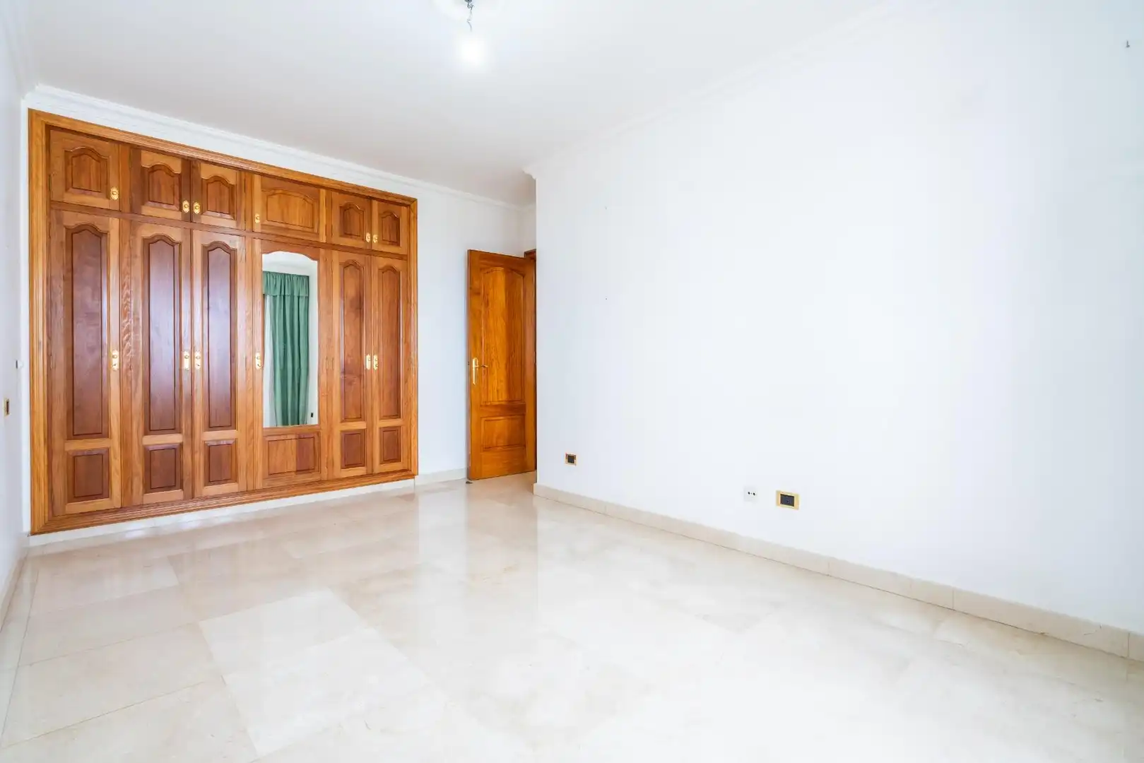 Chalet con terraza en venta en Calle EMETERIO PADRON CRUZ 1, imagen 31