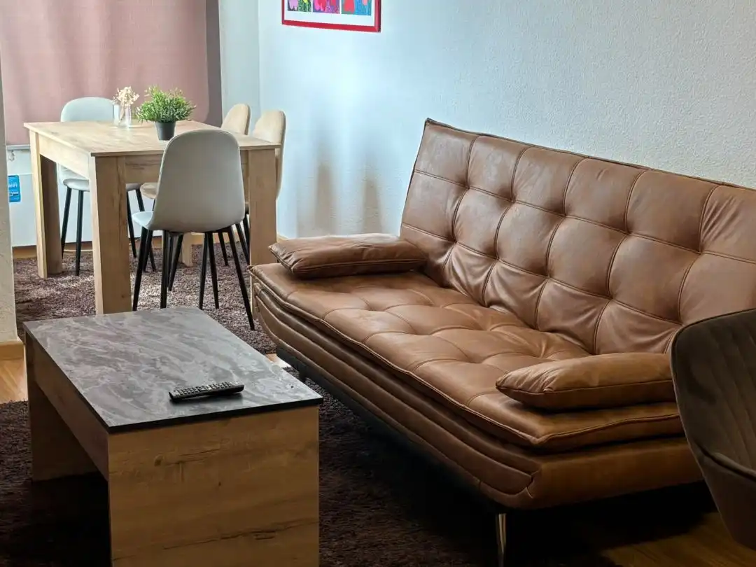 Sala de estar de Piso en venta en A Pobra de Trives  con Calefacción, Parquet y Trastero