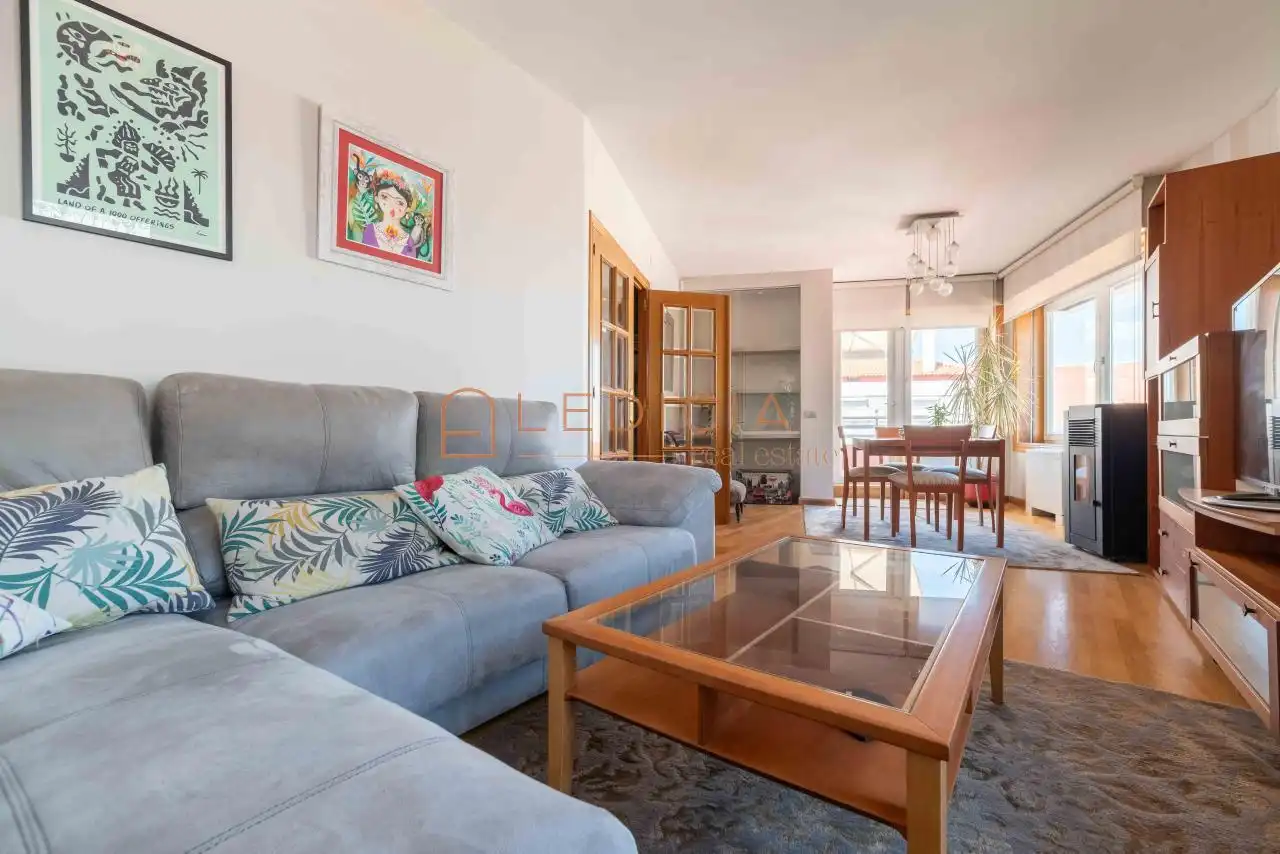 Penthouse mit Aufzug zur Miete in Colon 17, imagen 6