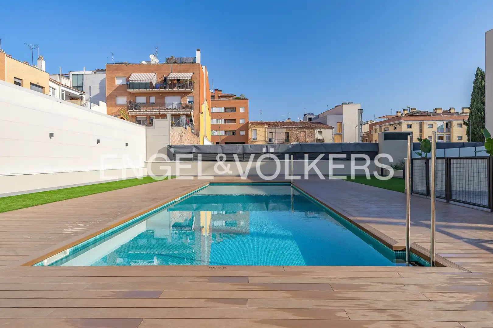 Piscina de Planta baja de alquiler en Sabadell con Aire acondicionado, Calefacción y Terraza