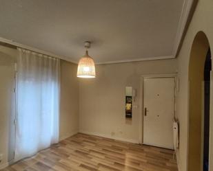 Bedroom of Flat for sale in  Madrid Capital  with Air Conditioner, Heating and Balcony