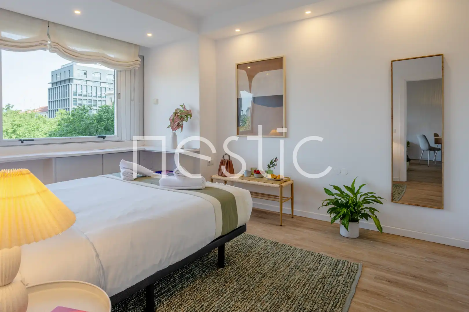 Habitación de Apartamento de alquiler en Madrid con Aire acondicionado, Calefacción y Amueblado