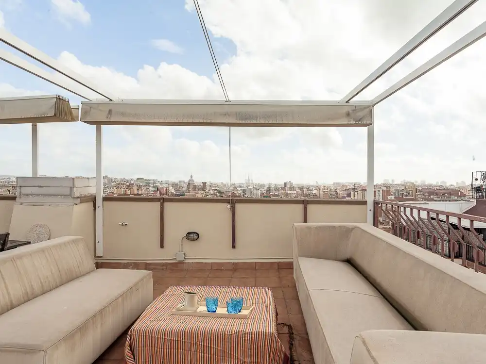 Terrasse von Dachboden zum Verkauf in Barcelona mit Klimaanlage, Heizung und Terrasse