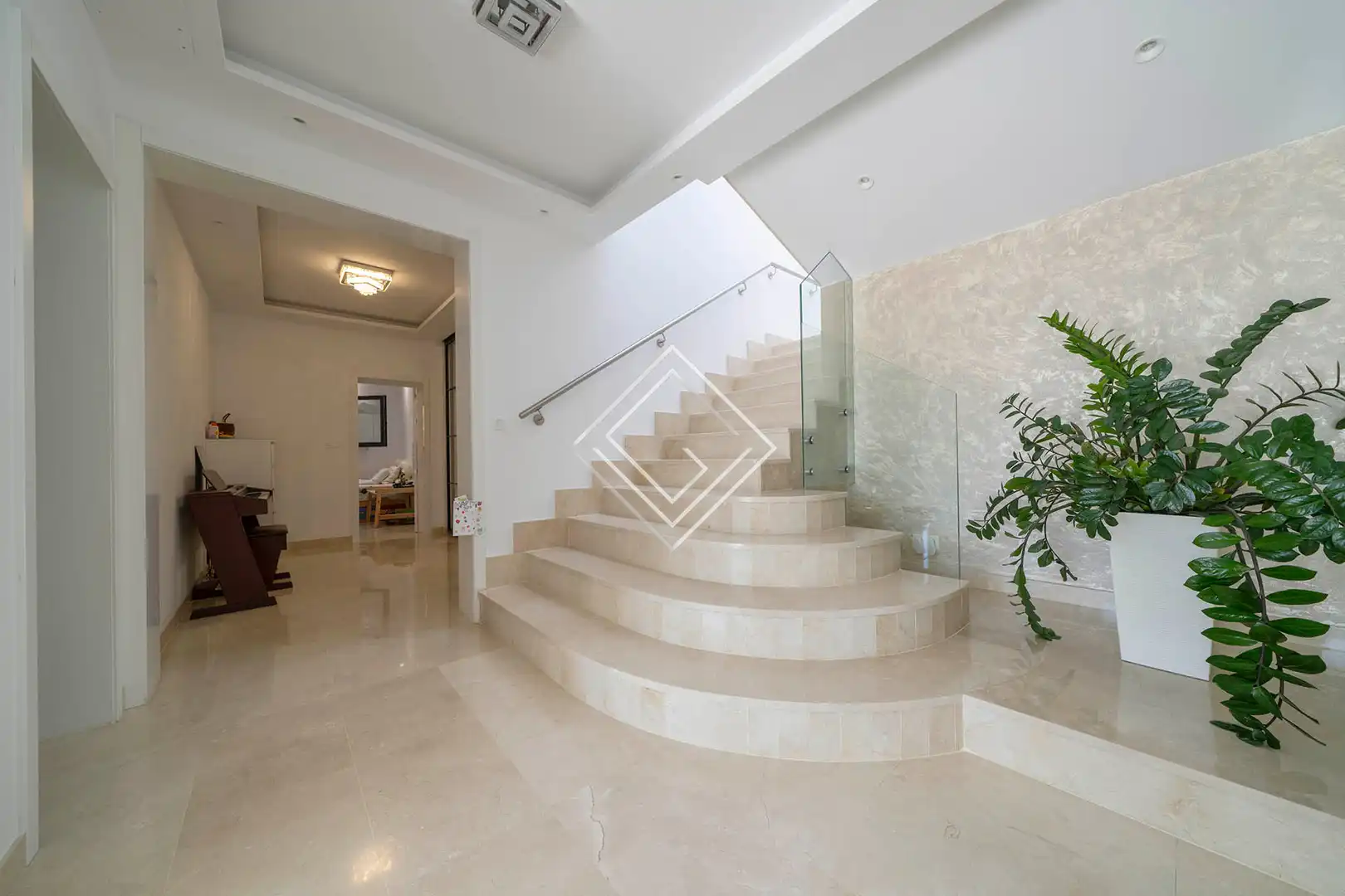 Detached house with pool for sale in Urbanización Este - Montepríncipe, imagen 23