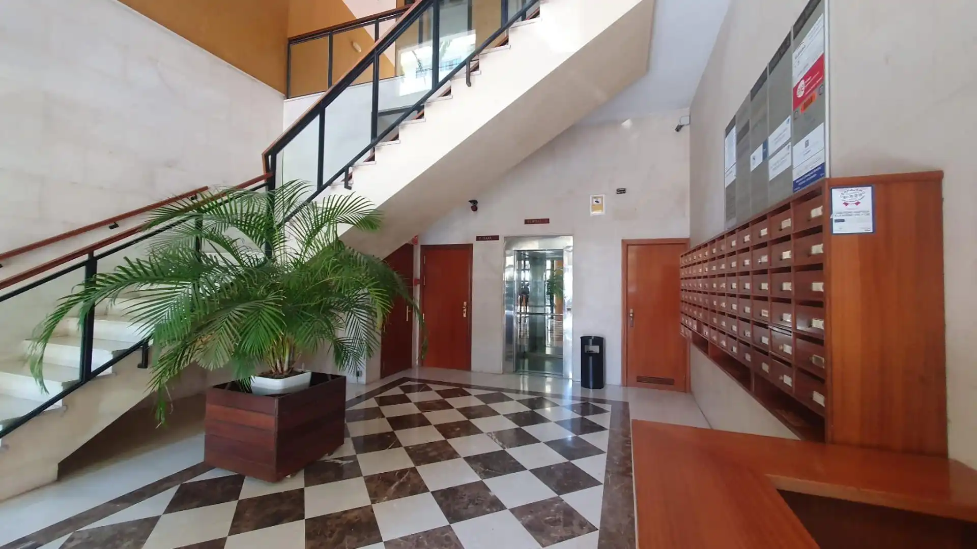 Flat with lift to rent in Alameda COLON, imagen 2