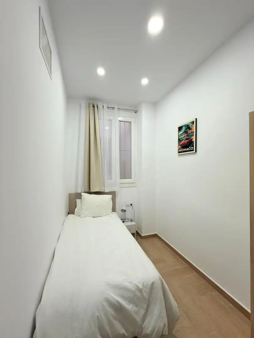 Flat with terrace for sale in Calle de San Vicente, imagen 22