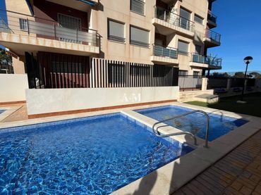 Baixos amb piscina de lloguer a Playa del Acequión, Náufragos y Rocío del Mar