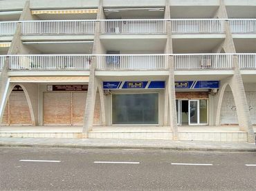 Locale commerciale in vendita a Port - La Cota - Puig Sec