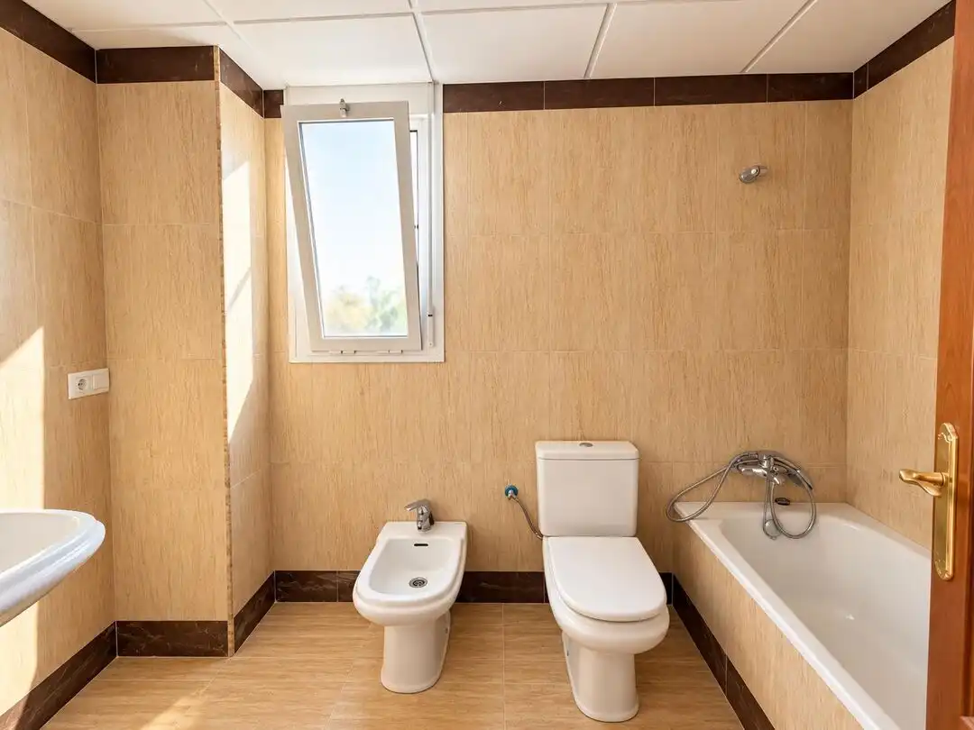 Bathroom of Flat for sale in Periana, Málaga