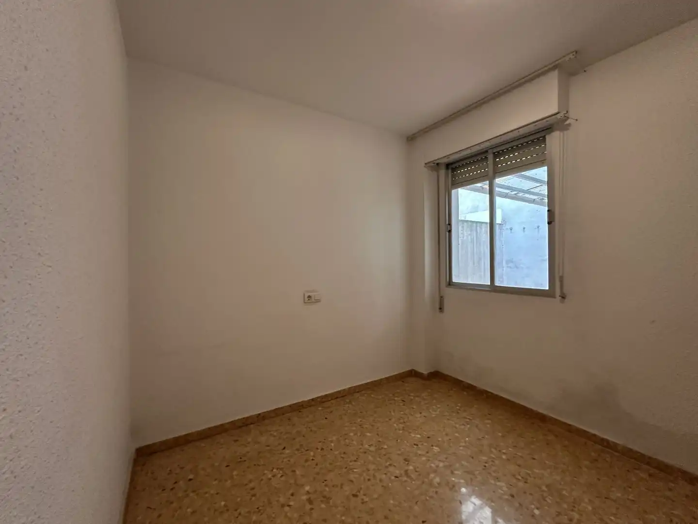 Habitación de Piso en venta en Ontinyent con Calefacción, Terraza y Trastero
