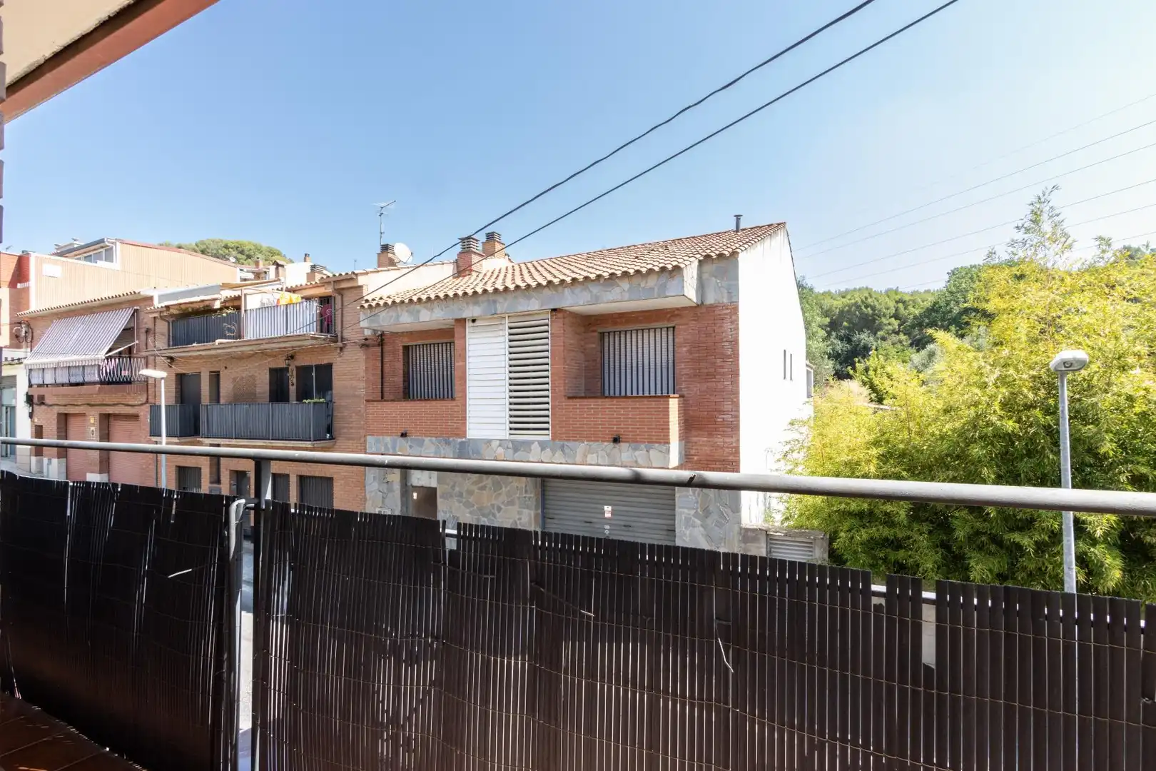 Vista exterior de Àtic en venda en Rubí amb Aire condicionat, Calefacció i Terrassa