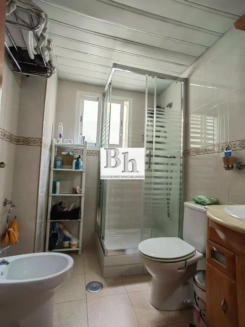 Baño de Piso en venta en Málaga con Aire acondicionado, Jardín privado y Terraza