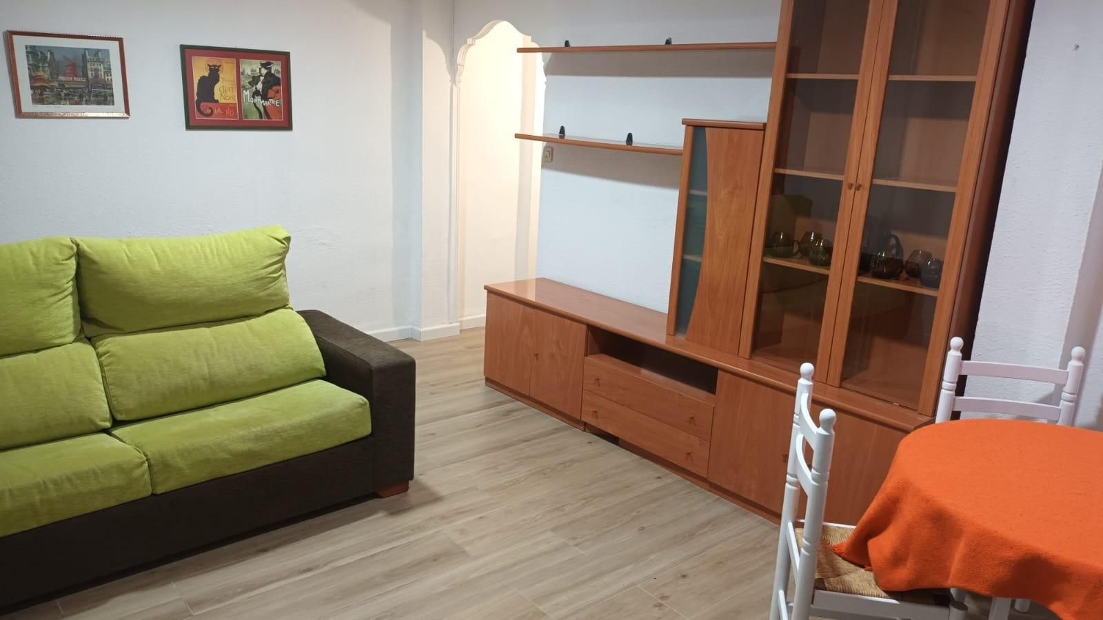 Living room of Attic to rent in Alaquàs  with Air Conditioner, Terrace and Storage room