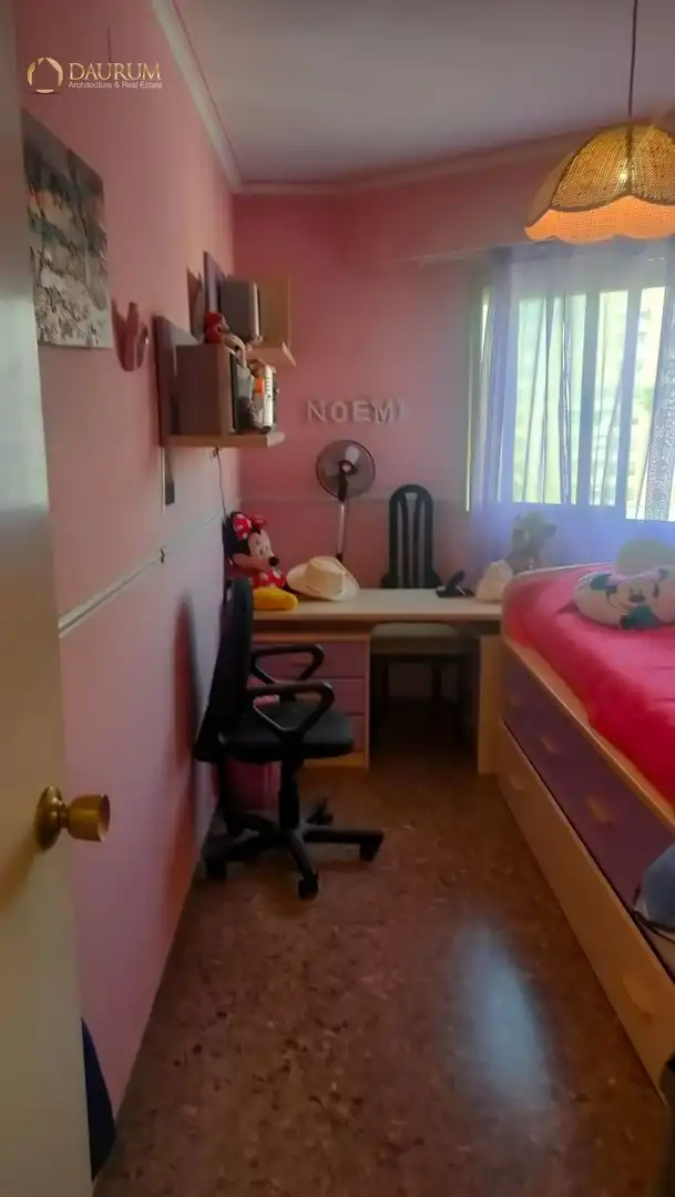 Bedroom of Flat for sale in Mislata  with Air Conditioner, Terrace and Furnished