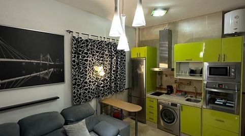 Foto 3 de Piso en venta en Pajaritos, Los Castillejos - La Trinidad, Málaga Capital