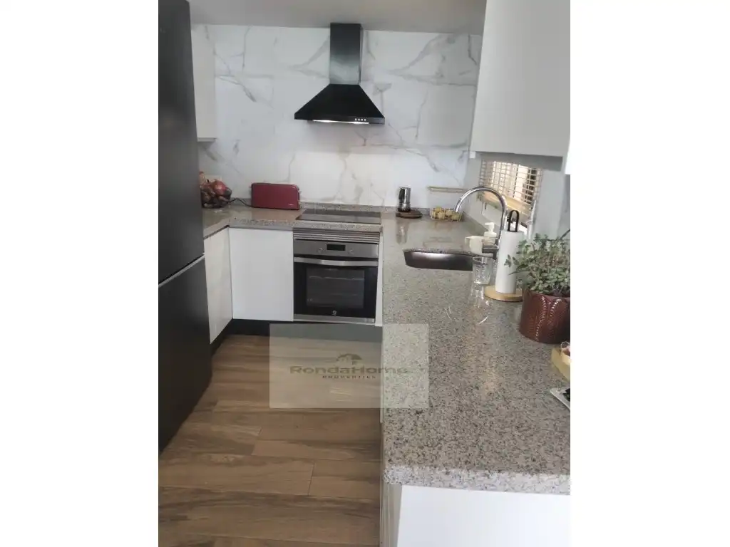 Cuina de Casa o xalet de lloguer en Vélez-Málaga amb Aire condicionat i Terrassa