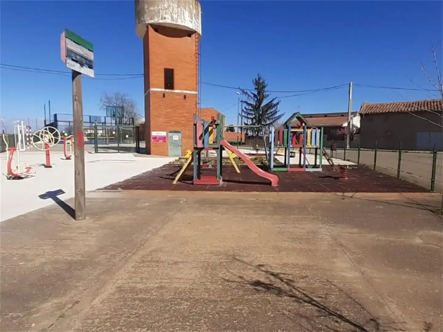 Parking de Casa o chalet en venta en Pozuelo del Páramo
