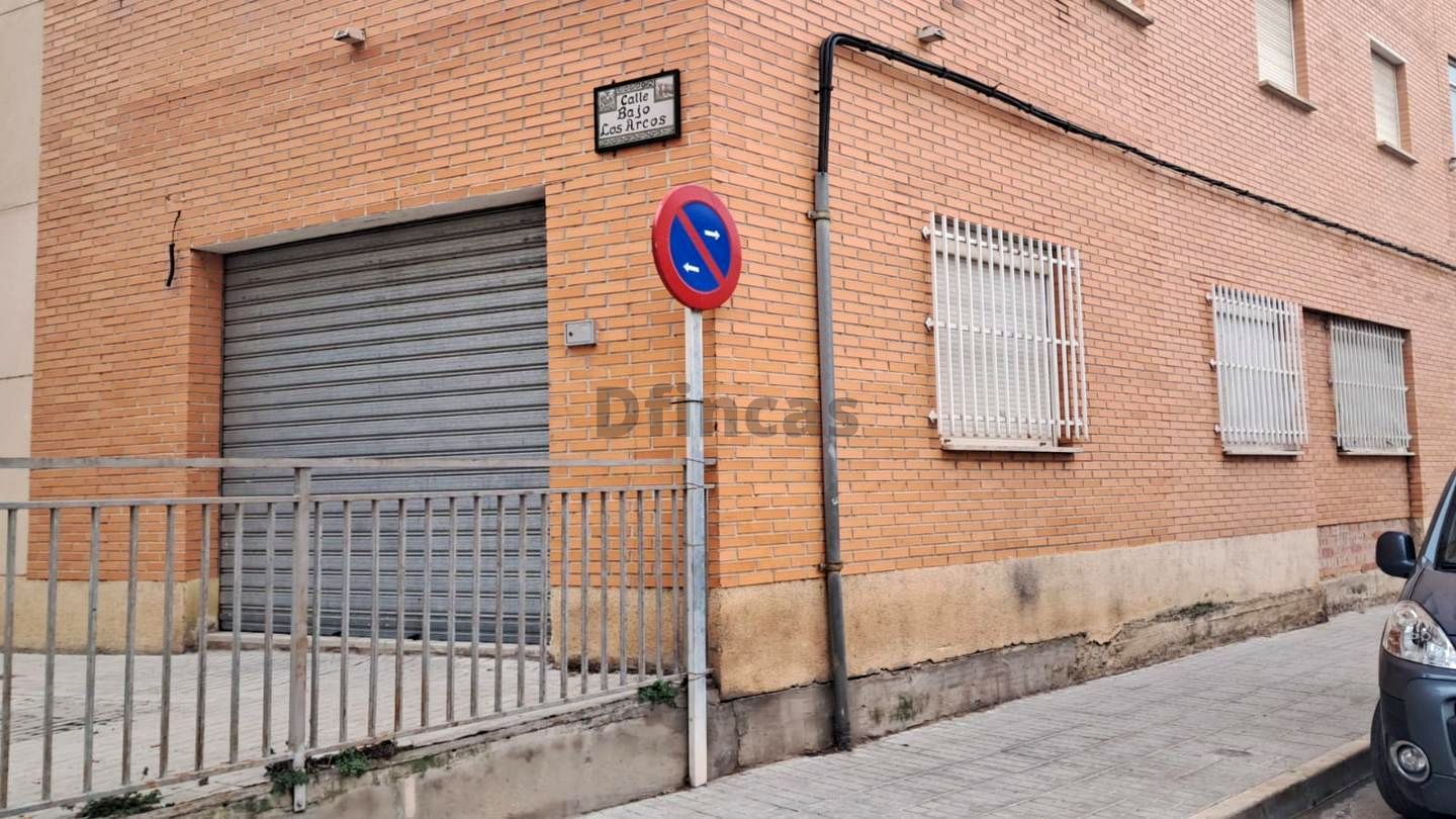 Exterior view of Planta baja for sale in  Teruel Capital  with Heating and Furnished