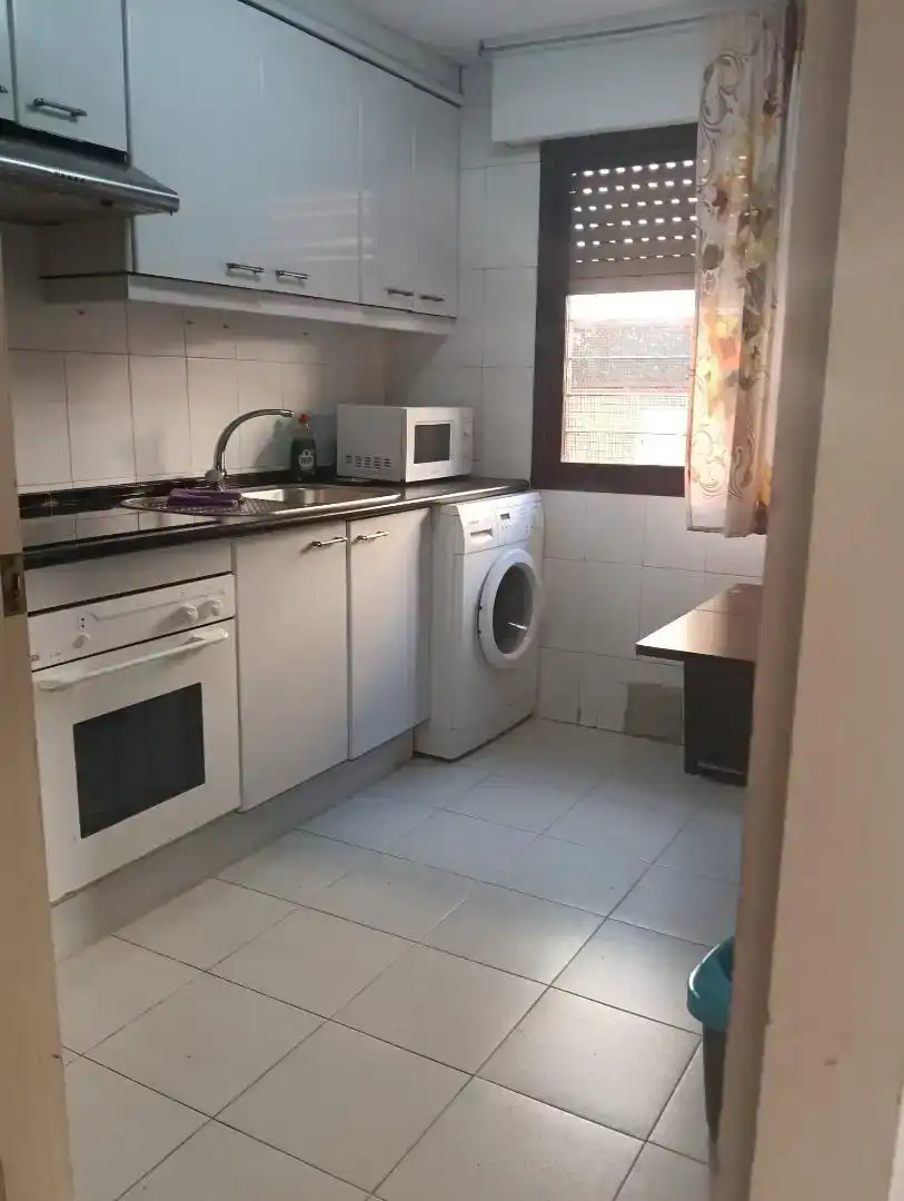 Cocina de Casa adosada en venta en Madrid con Jardín privado y Amueblado