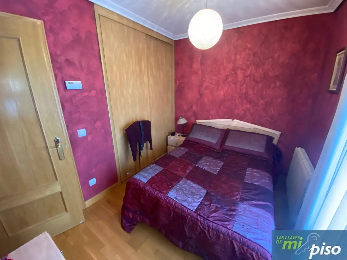 Habitación de Casa adosada en venta en Cistérniga con Calefacción, Jardín privado y Parquet