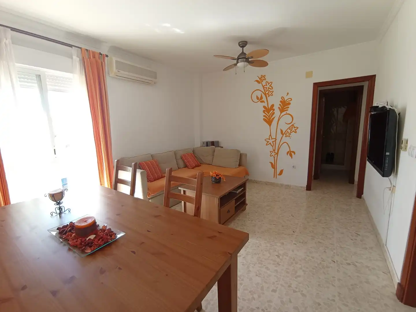 Sala de estar de Piso en venta en Chipiona con Calefacción
