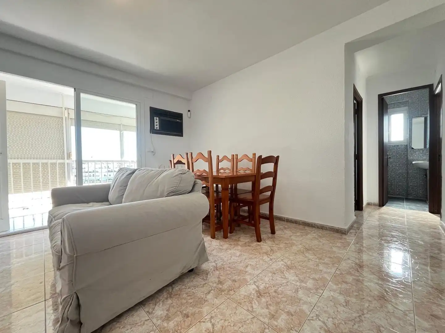 Living room of Flat for rent in Dos Hermanas  with Air Conditioner, Terrace and Furnished
