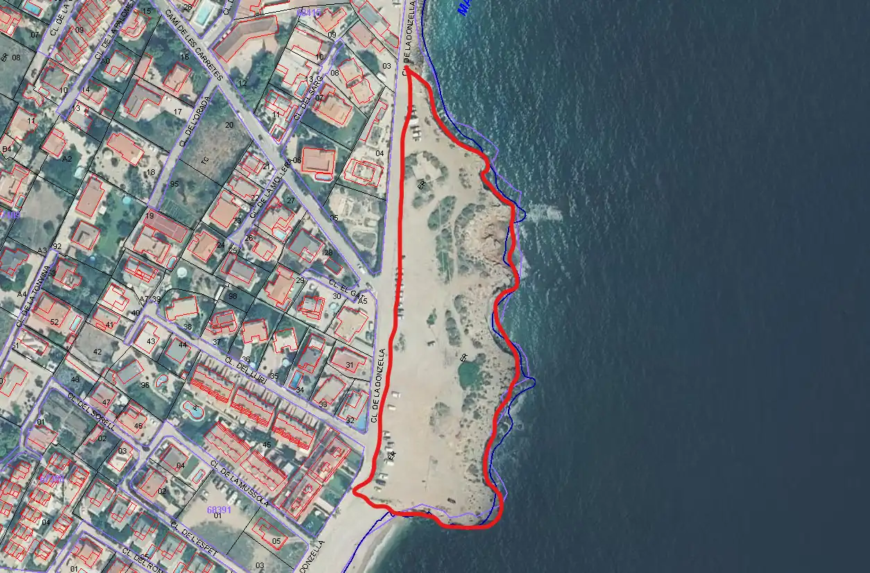 Terreno residencial en venta en Camí dels Boverals 33