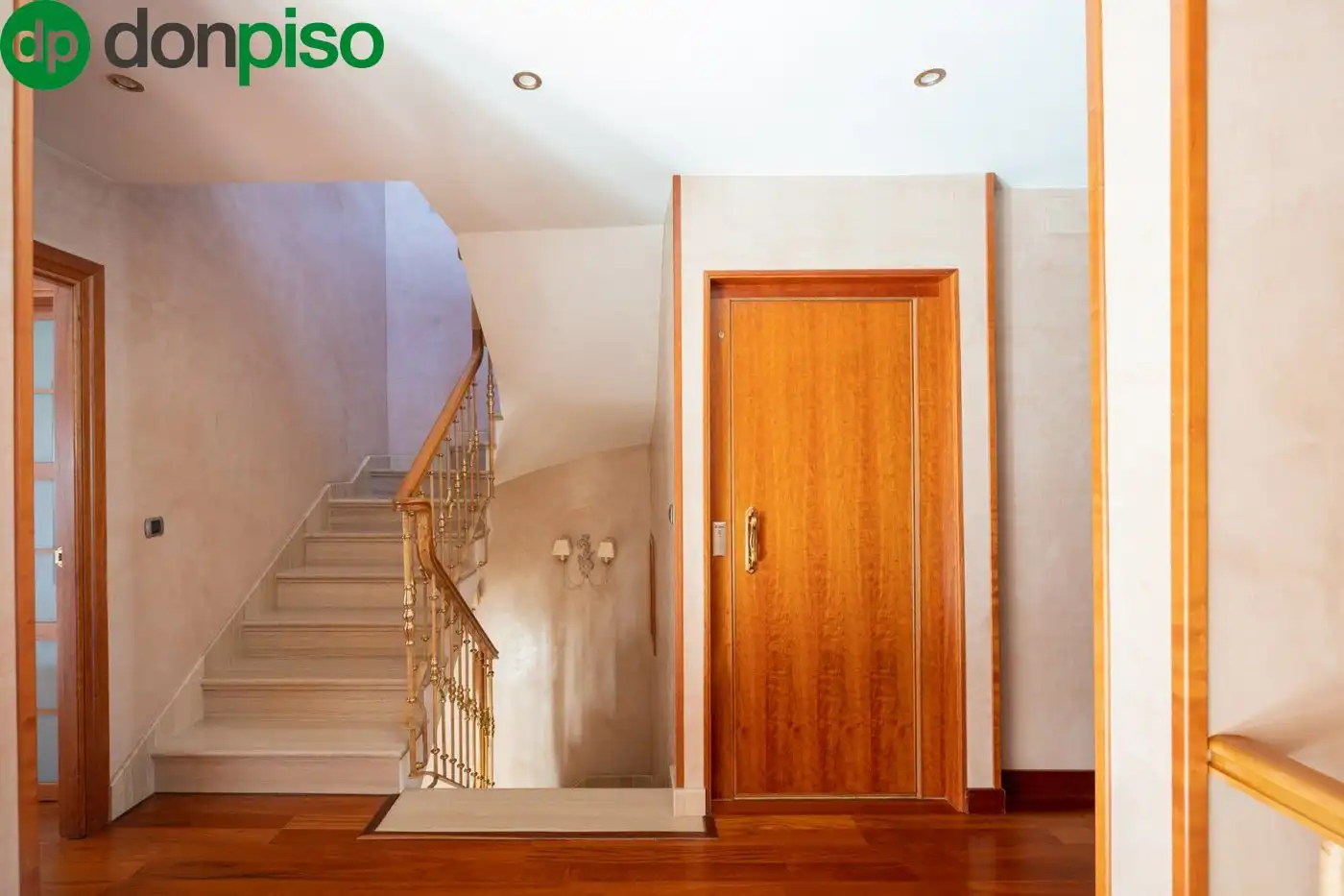 Houses for sale in Granada  with Air Conditioner, Heating and Terrace