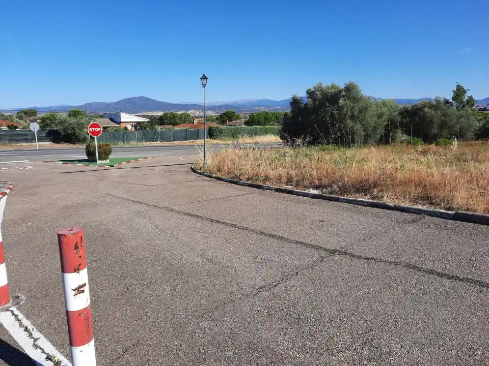 Terreno industrial en venta en Escalona