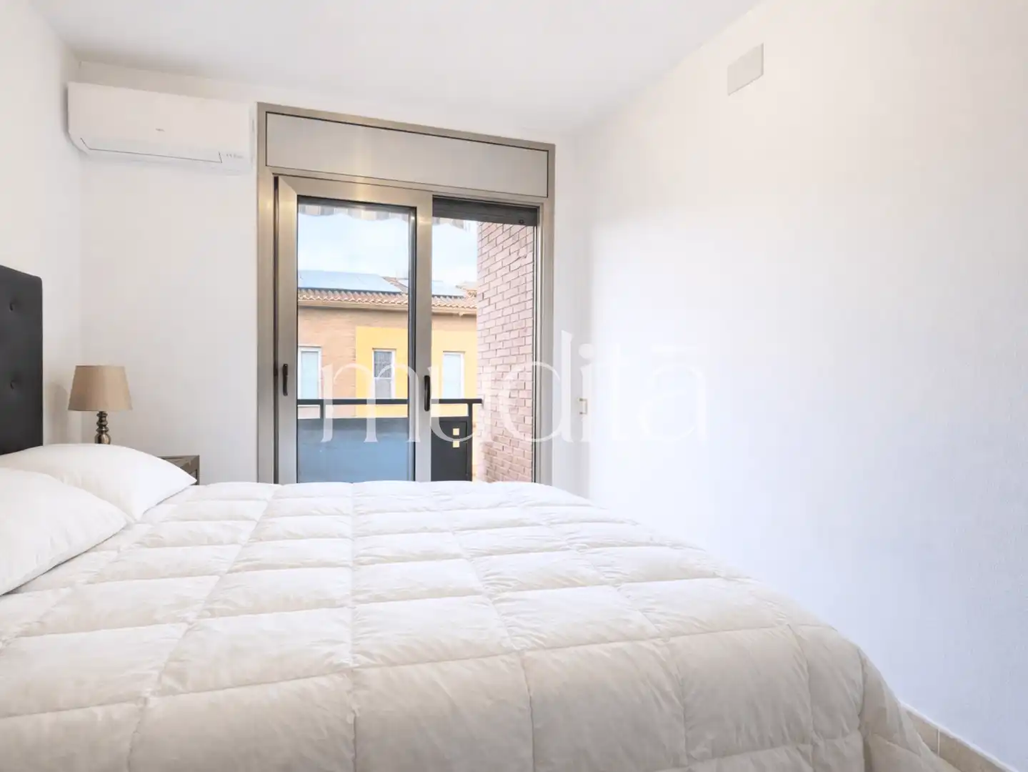 Dormitori de Casa adosada en venda en Vic amb Calefacció, Jardí privat i Terrassa