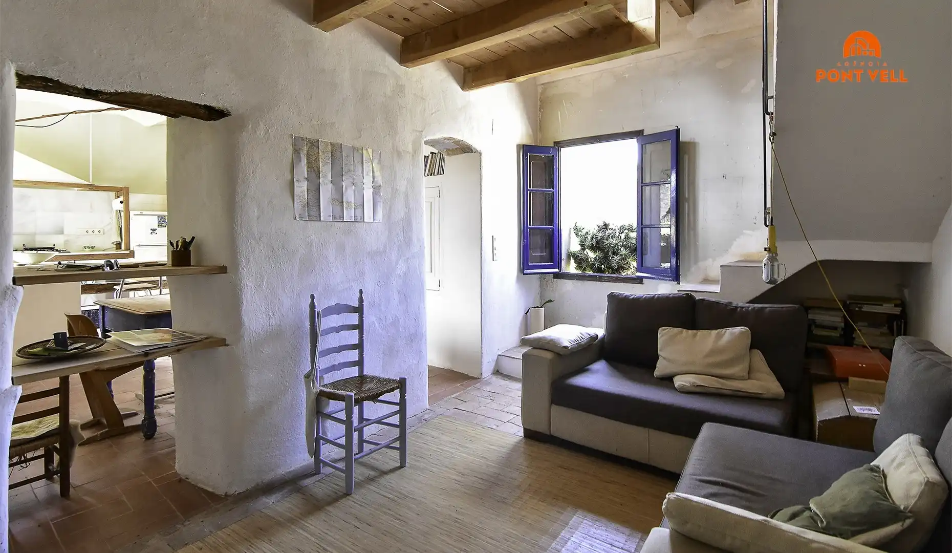 Sala de estar de Finca rústica de alquiler en Rupià con Terraza y Amueblado