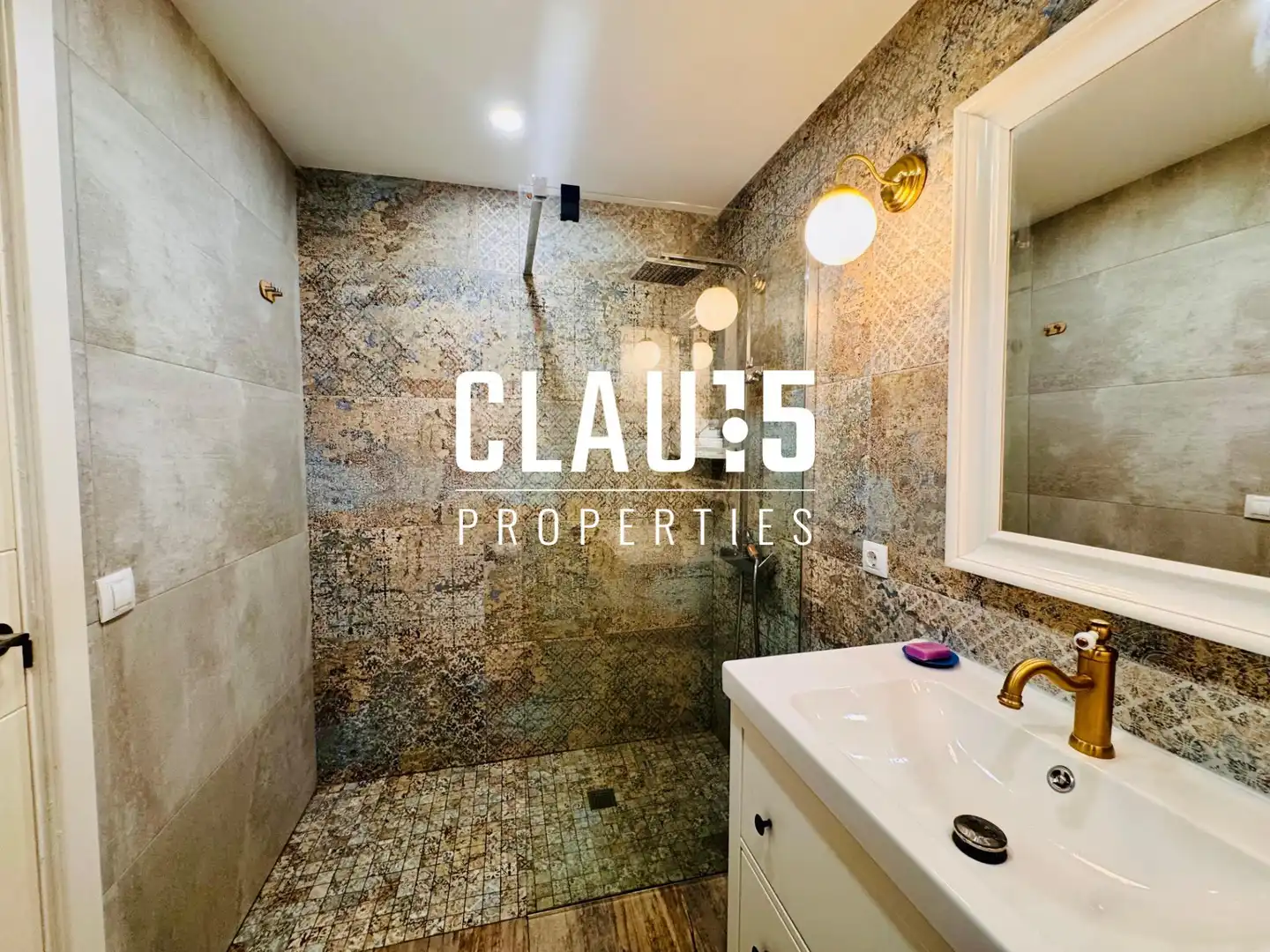 Bathroom of Flat for sale in Blanes  with Heating, Parquet flooring and Balcony