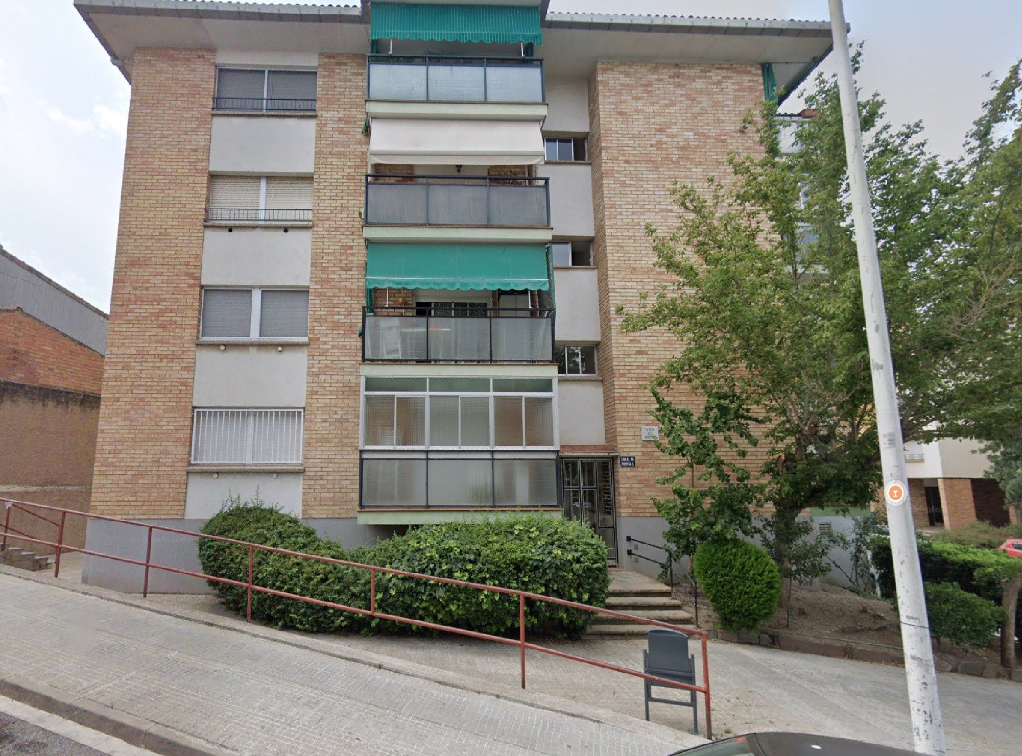 Exterior view of Flat for sale in Manresa