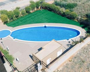 Piscina de Apartament en venda en Oropesa del Mar / Orpesa amb Jardí privat, Terrassa i Piscina comunitària