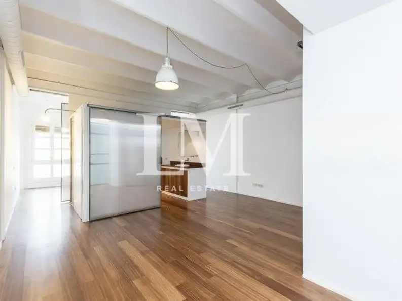 Außenansicht von Maisonette zur Miete in Barcelona mit Klimaanlage und Heizung