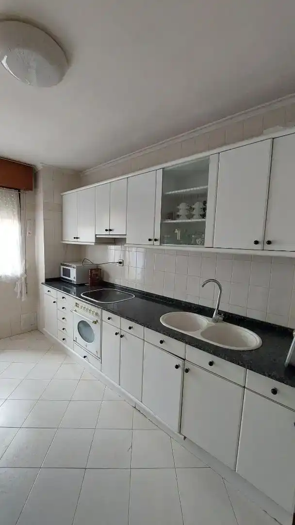 Cuina de Pis en venda en Miranda de Ebro amb Parquet, Traster i Moblat