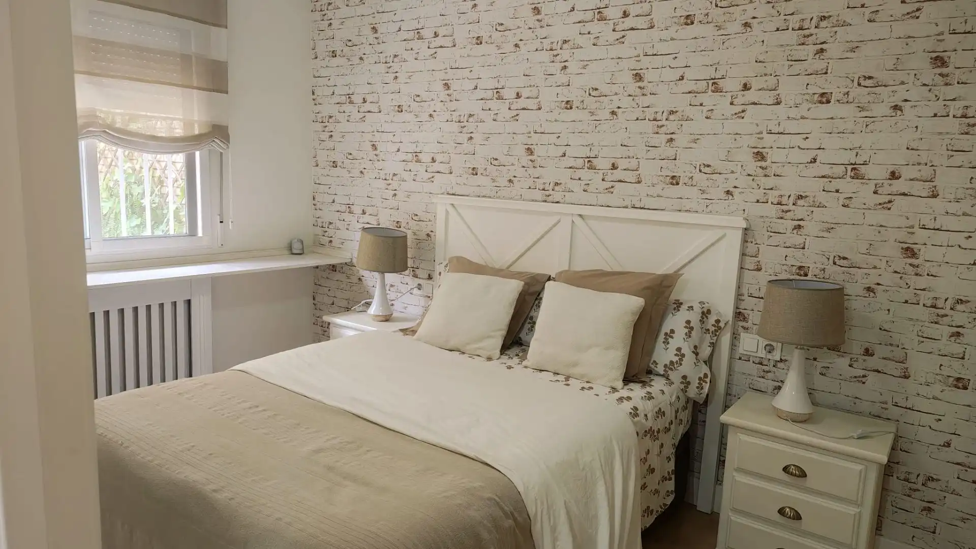Habitación de Piso de alquiler en Puertollano con Aire acondicionado, Calefacción y Amueblado