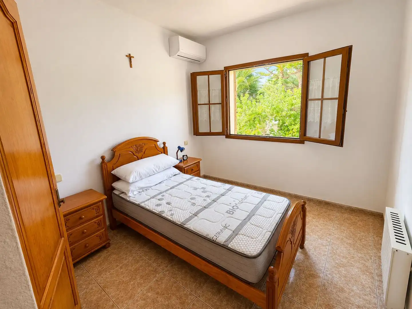 Bedroom of Houses for sale in Calpe / Calp  with Air Conditioner, Heating and Private garden