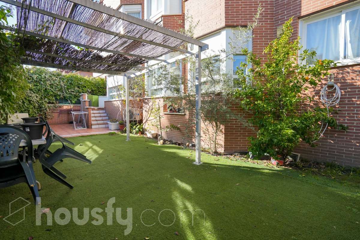 Terrace of Flat for sale in Las Rozas de Madrid  with Air Conditioner, Heating and Private garden