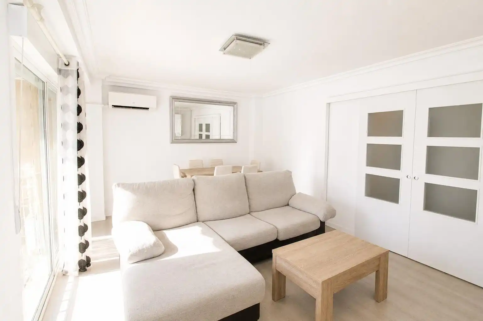 Wohnzimmer von Wohnung zur Miete in Murcia mit Klimaanlage, Privatgarten und Terrasse