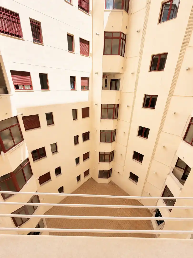 Exterior view of Flat for sale in Sevilla  with Air Conditioner and Community pool